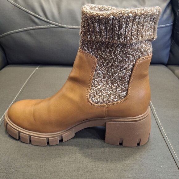 Universal Thread Keeley Tan Knit Sock Ankle Boots Women's Size 8 Chunky Sole - Picture 9 of 10